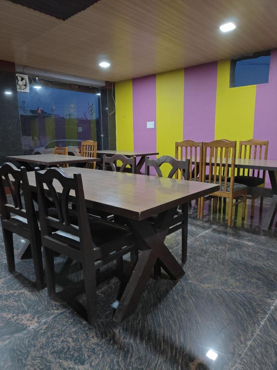 Hotel Shyam Sarover And Restaurant Ringas Екстериор снимка