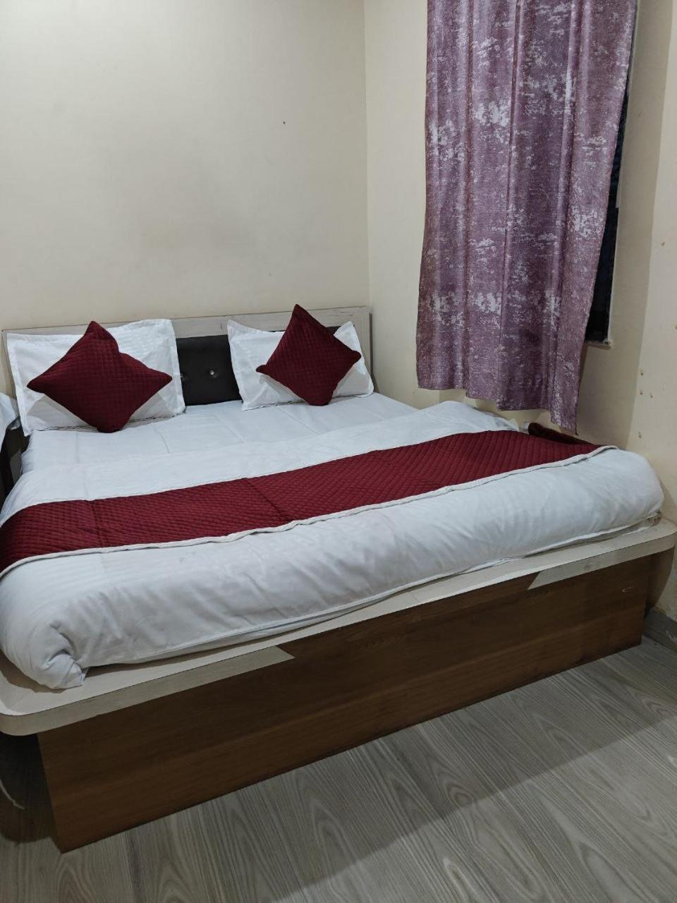 Hotel Shyam Sarover And Restaurant Ringas Екстериор снимка