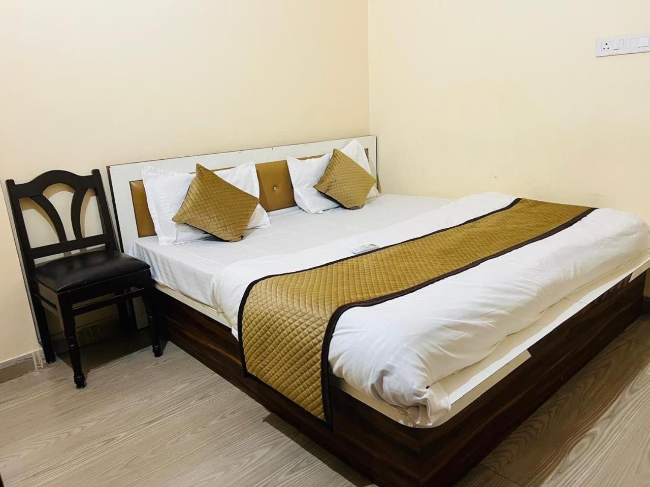Hotel Shyam Sarover And Restaurant Ringas Екстериор снимка